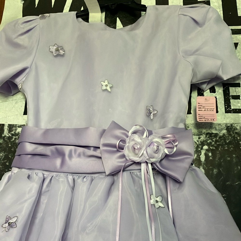 ⚠️LAST CALL!⚠️ Lavender Floral Kids Dress - Picture 4 of 5
